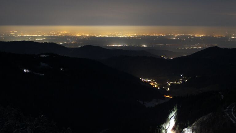 Dieses Bild zeigt eine Webcam-Aufnahme vom Achertal, aufgenommen am Mittwoch, den 19.02.2025 um 05:00 Uhr. Die Temperatur betrug -3.1°C.