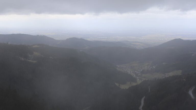 Dieses Bild zeigt eine Webcam-Aufnahme vom Achertal, aufgenommen am Mittwoch, den 29.01.2025 um 13:40 Uhr. Die Temperatur betrug 0.9°C.