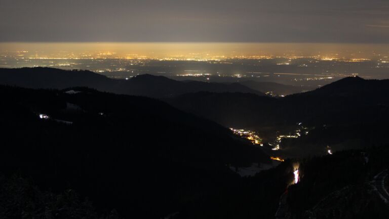 Dieses Bild zeigt eine Webcam-Aufnahme vom Achertal, aufgenommen am Mittwoch, den 19.02.2025 um 05:40 Uhr. Die Temperatur betrug -3.2°C.