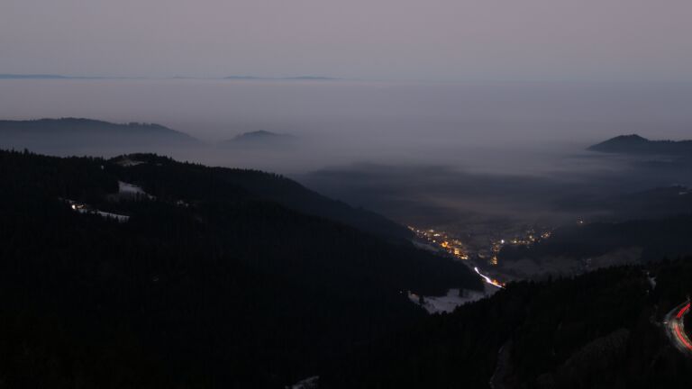 Dieses Bild zeigt eine Webcam-Aufnahme vom Achertal, aufgenommen am Sonntag, den 19.01.2025 um 07:20 Uhr. Die Temperatur betrug 9.4°C.