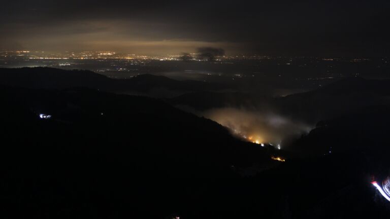 Dieses Bild zeigt eine Webcam-Aufnahme vom Achertal, aufgenommen am Freitag, den 28.02.2025 um 23:30 Uhr. Die Temperatur betrug -2.6°C.