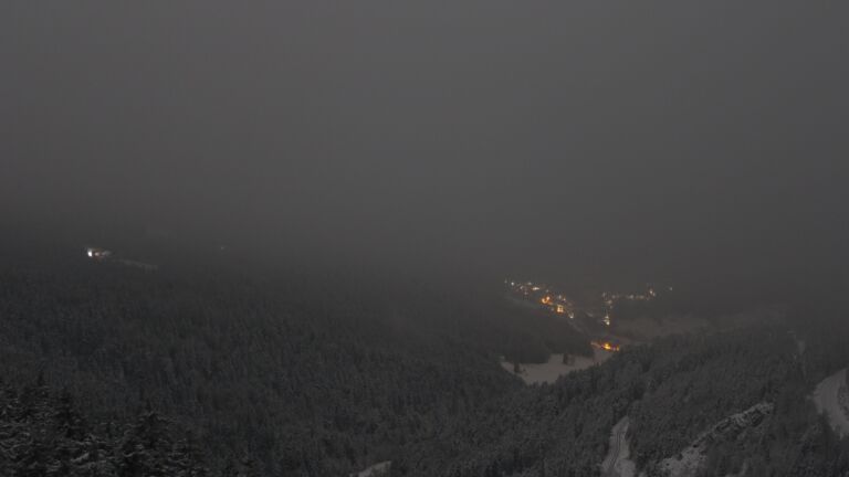 Dieses Bild zeigt eine Webcam-Aufnahme vom Achertal, aufgenommen am Freitag, den 14.02.2025 um 01:00 Uhr. Die Temperatur betrug -5.2°C.