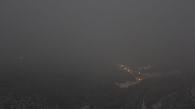 Dieses Bild zeigt eine Webcam-Aufnahme vom Achertal, aufgenommen am Samstag, den 15.02.2025 um 03:30 Uhr. Die Temperatur betrug -6.9°C.