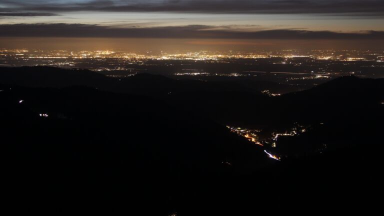 Dieses Bild zeigt eine Webcam-Aufnahme vom Achertal, aufgenommen am Freitag, den 31.01.2025 um 18:40 Uhr. Die Temperatur betrug -3.2°C.