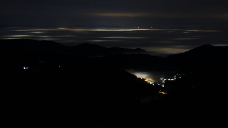 Dieses Bild zeigt eine Webcam-Aufnahme vom Achertal, aufgenommen am Mittwoch, den 22.01.2025 um 02:30 Uhr. Die Temperatur betrug 3.5°C.